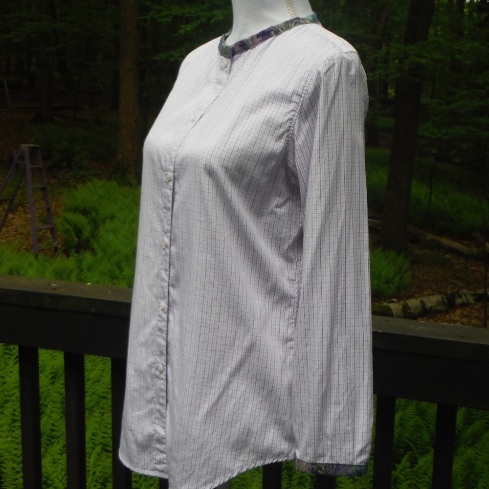 Purple Swirl Medium Fitted Blouse w Banded Collar - Picture 7 of 7